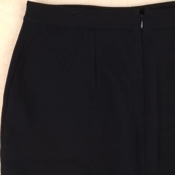 Ann Taylor Fully Lined Career Skirt Size 12 Petite in Black‎ w/ Ruffle Hem - Picture 9 of 13